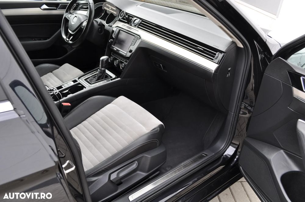 Volkswagen Passat 2.0 TDI SCR 4Motion DSG Highline - 23