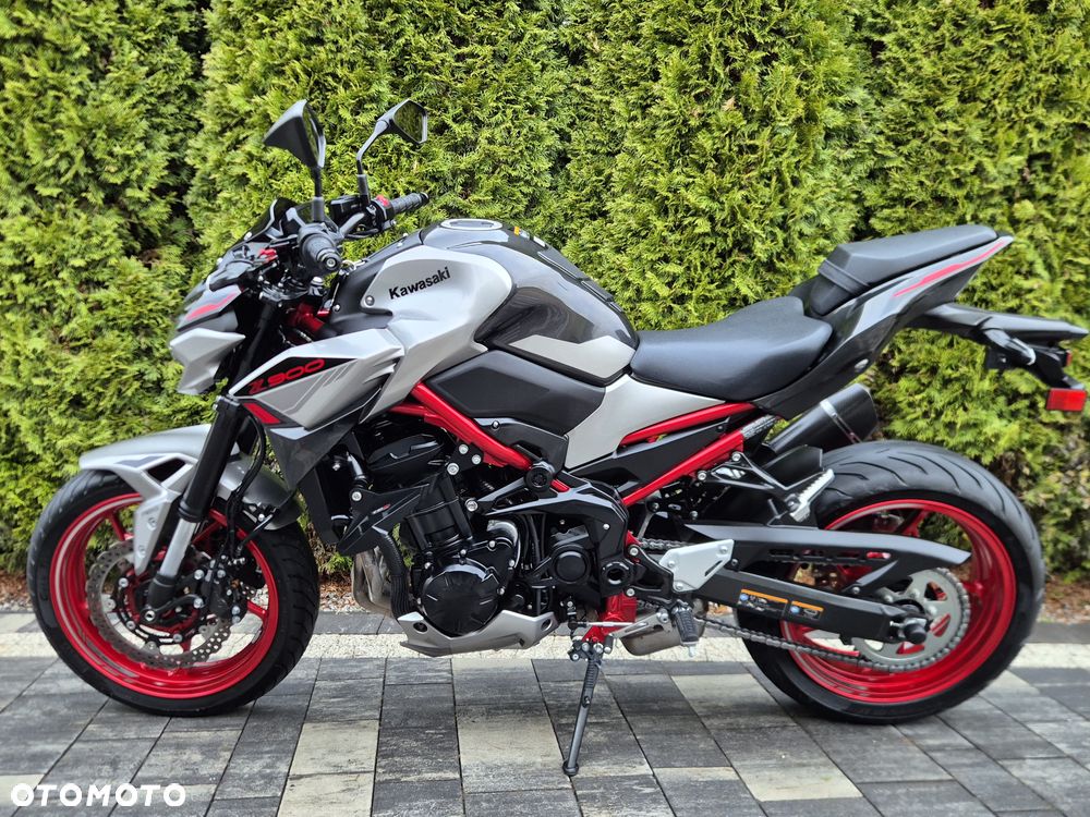 Kawasaki Z 900 - 5