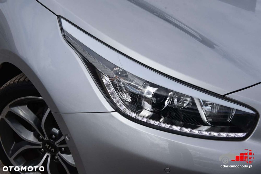 Kia Ceed - 13