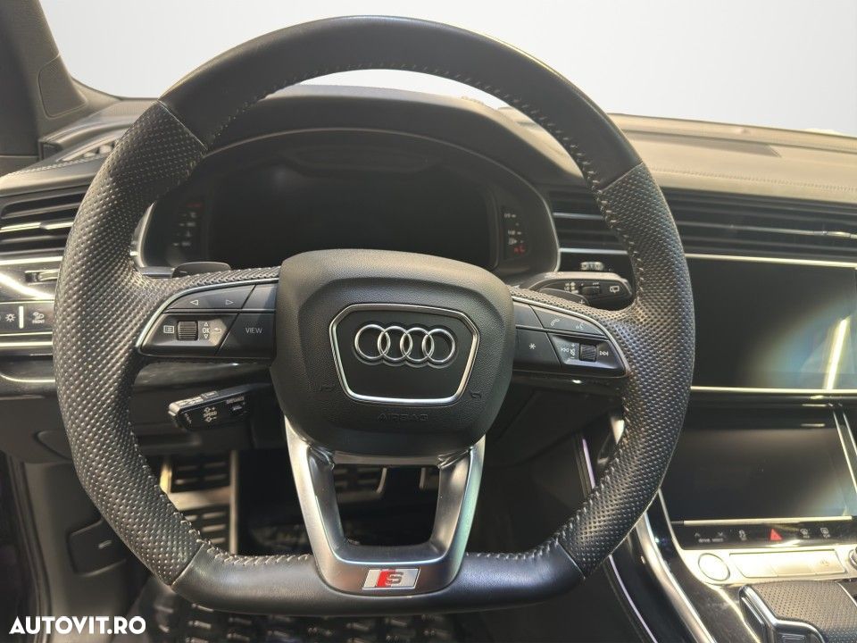 Audi Q7 - 14