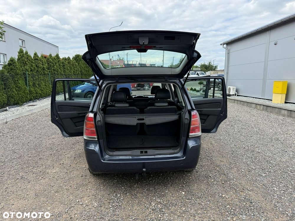 Opel Zafira - 21