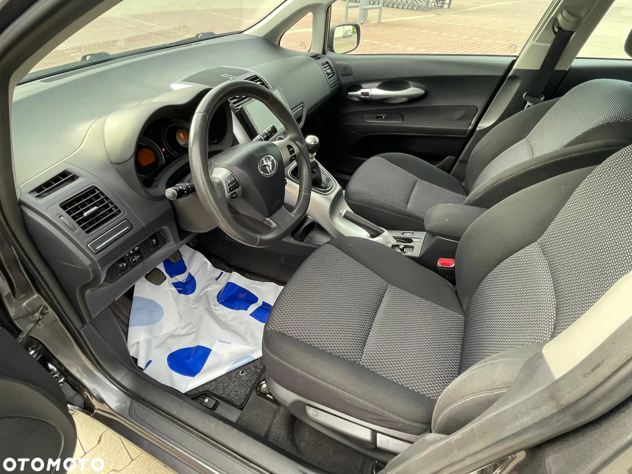 Toyota Auris 1.6 Comfort - 9