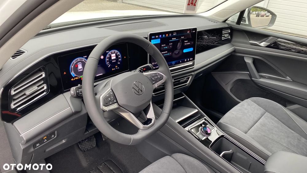 Volkswagen Tiguan 2.0 TSI 4Mot Elegance DSG - 20