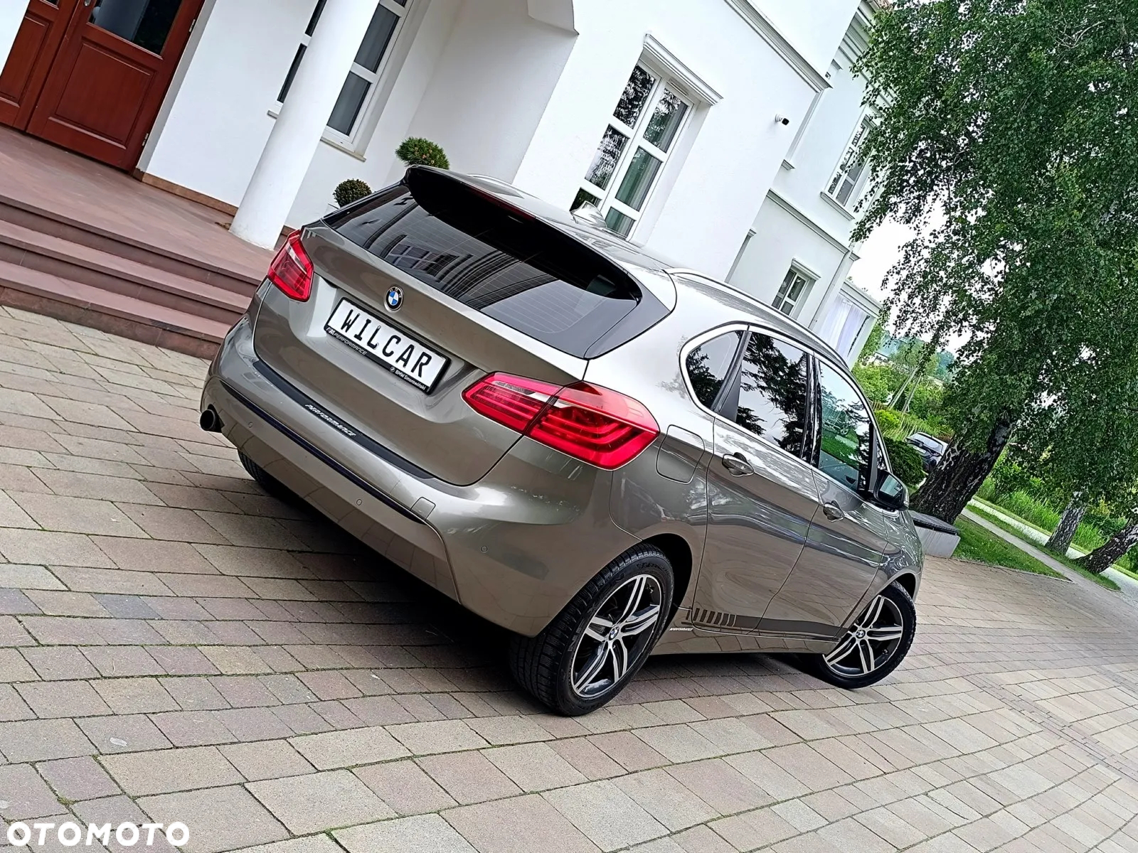 BMW Seria 2 218d Sport Line - 4