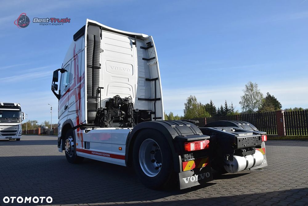 Volvo FH 500 XL |  FULL LED | I-PARK COOL |  ZBIORNIKI 1175 L |  I-SAVE  |  STANDARD - 22