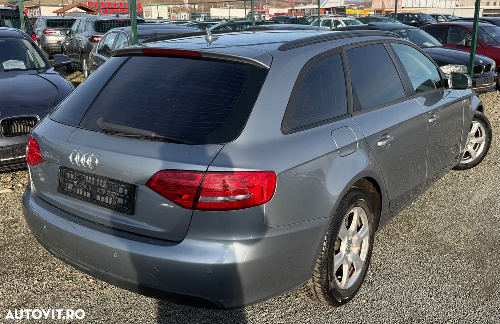 Audi A4 Avant 2.0 TDI DPF Ambiente - 22