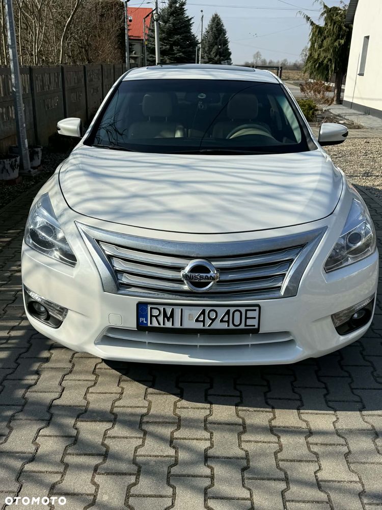 Nissan Altima - 14