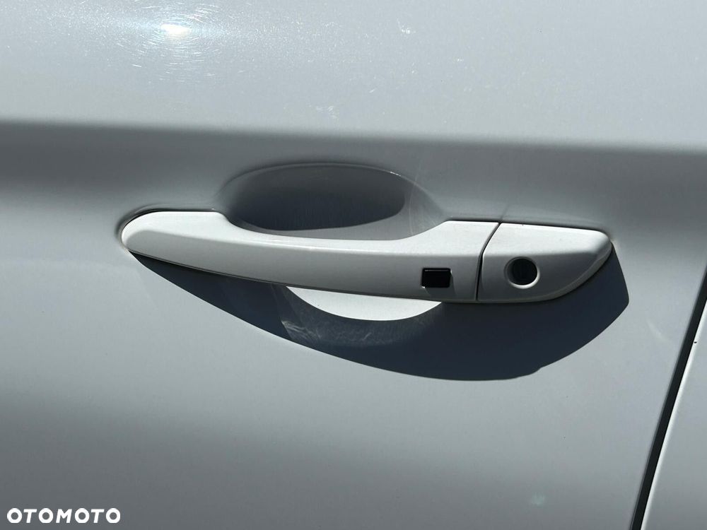 Hyundai Kona 1.6 T-GDI Premium 4WD DCT - 38