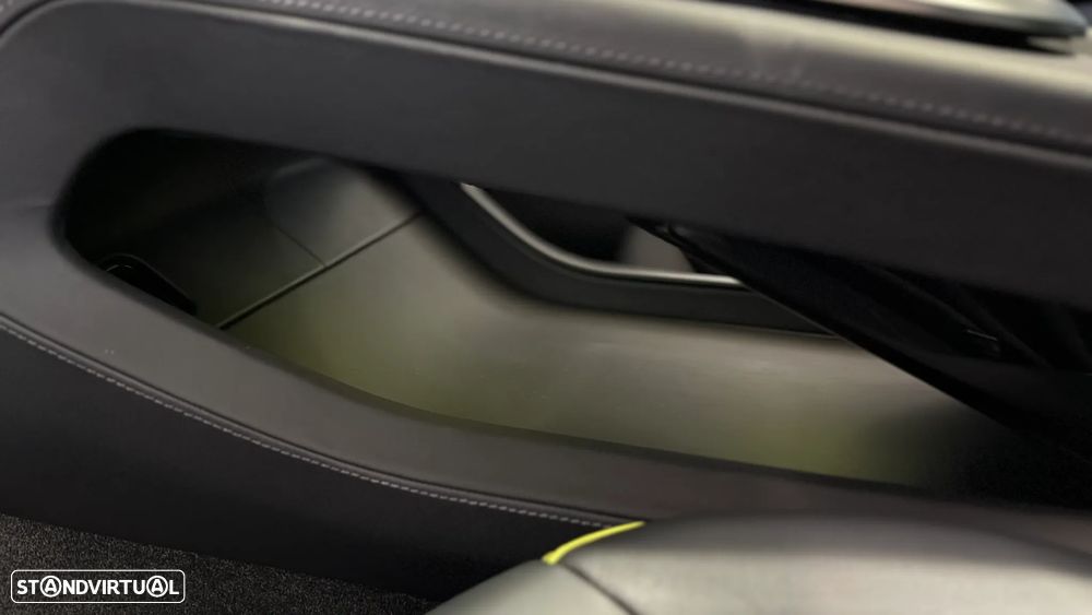 Aston Martin DBX 707 AMR24 - 48