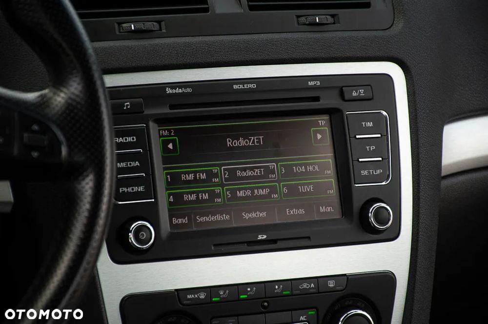 Skoda Octavia 2.0 TDI CR DPF DSG RS - 30