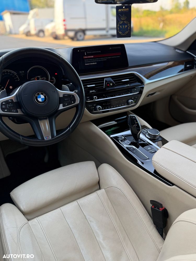 BMW Seria 5 520d xDrive AT - 9