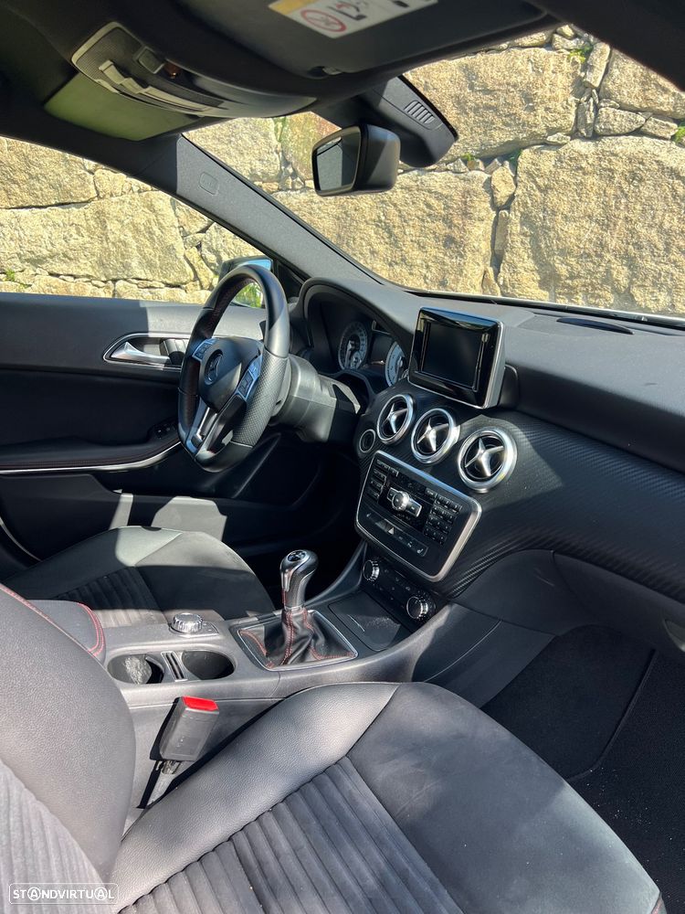 Mercedes-Benz A 200 (BlueEFFICIENCY) AMG Sport - 14
