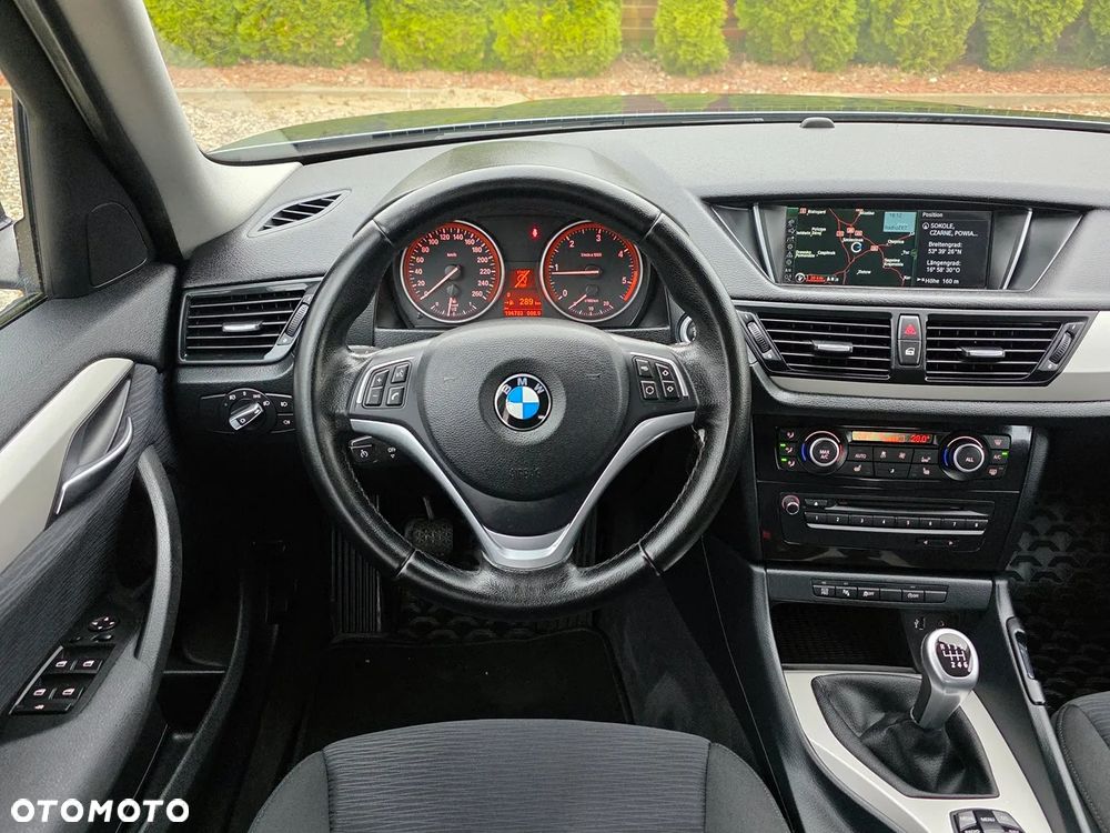 BMW X1 sDrive16d xLine - 26
