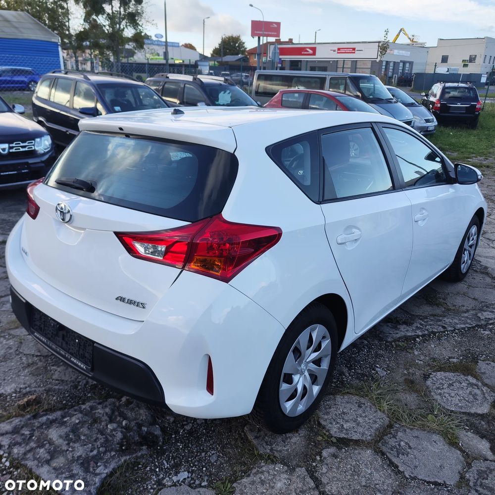 Toyota Auris - 7
