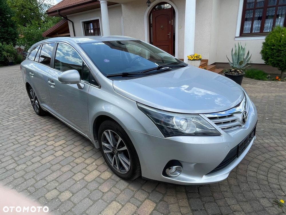 Toyota Avensis 1.6 Edition (2014) - 15