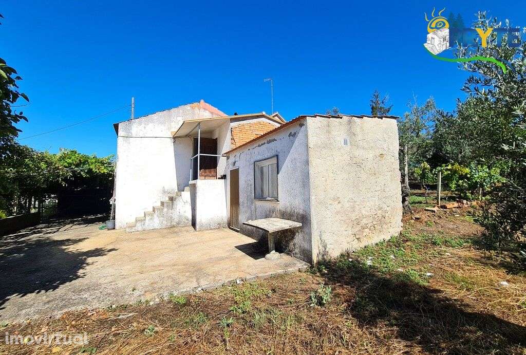 Moradia para remodelar situada em Verdelhos - Sertã - Grande imagem: 3/45