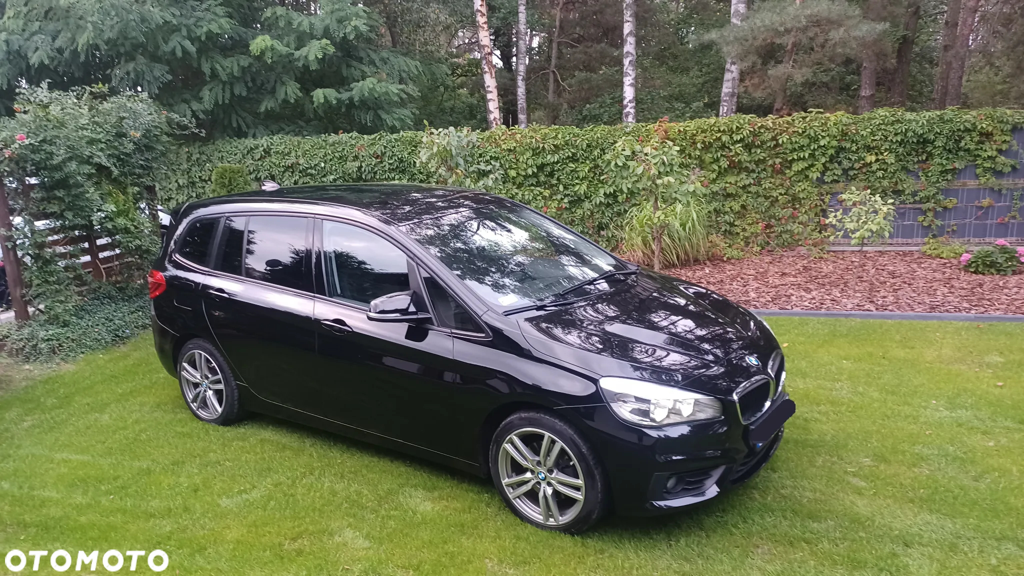 BMW Seria 2 218d - 3