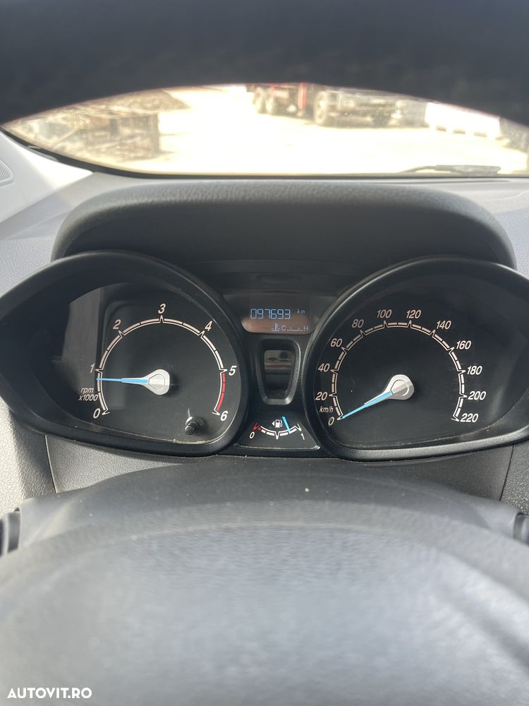 Ford Transit - 14