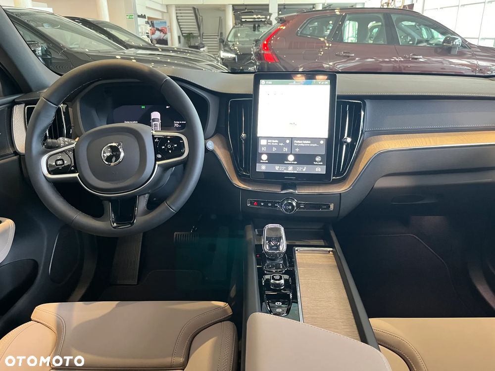 Volvo XC 60 B5 B AWD Ultra Dark - 7