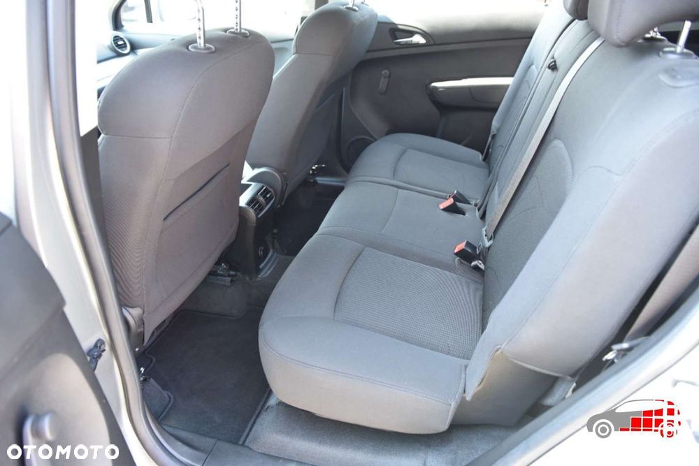 Chevrolet Orlando - 10
