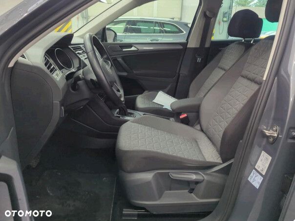 Volkswagen Tiguan - 3