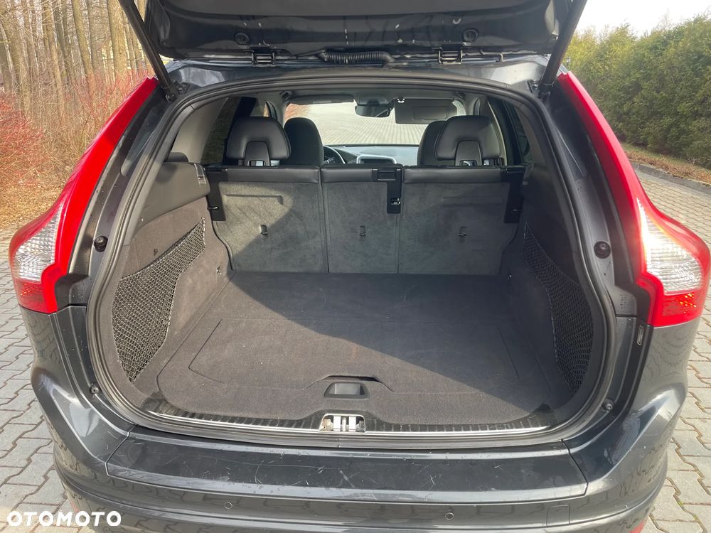 Volvo XC 60 - 6