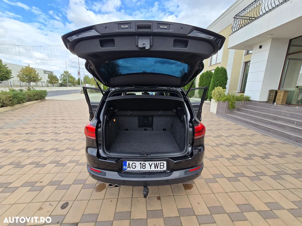 Volkswagen Tiguan - 15