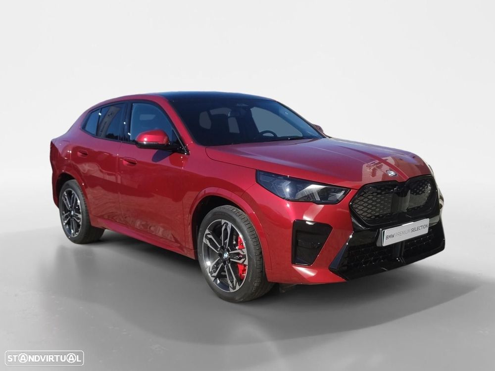 BMW iX2 eDrive20 Pack Desportivo M - 7