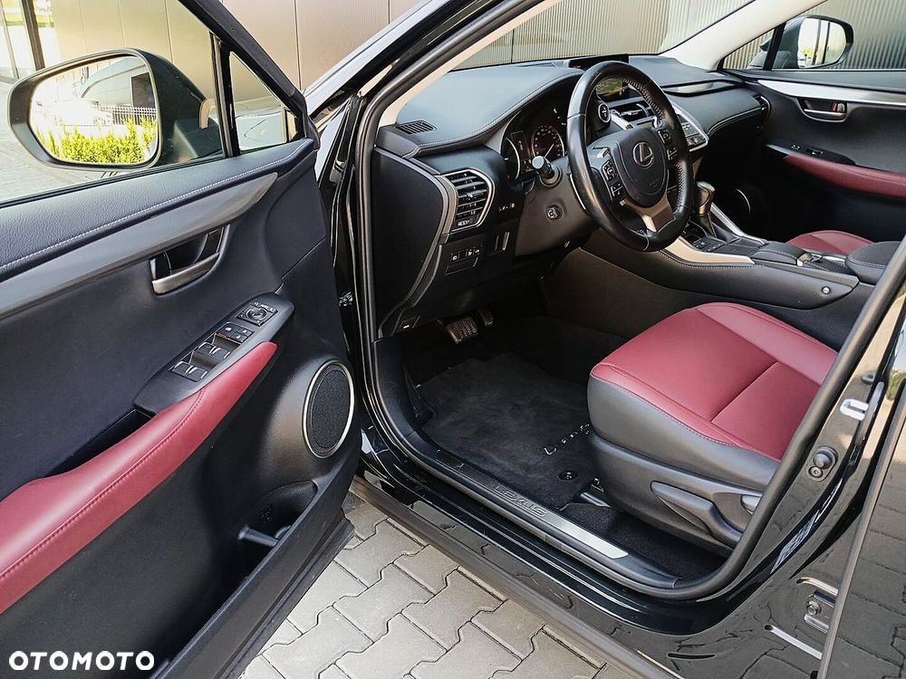 Lexus NX 300h F Impression AWD - 14