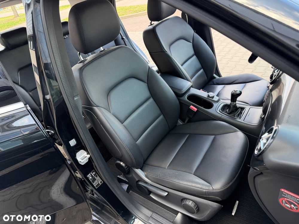 Mercedes-Benz Klasa B 180 d BlueEFFICIENCY Edition - 23