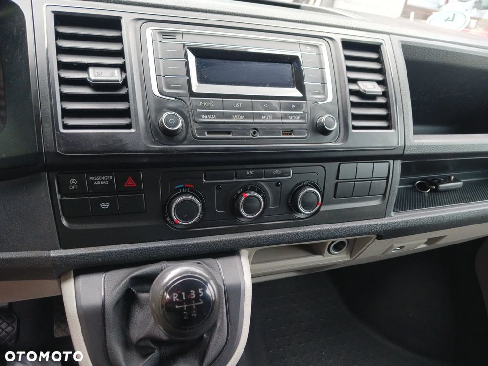 Volkswagen Transporter T6 - 13