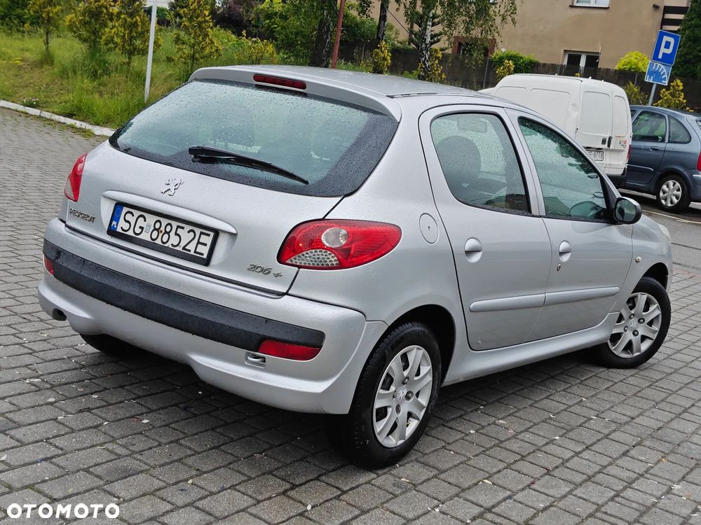 Peugeot 206 plus 1.1 Presence - 10