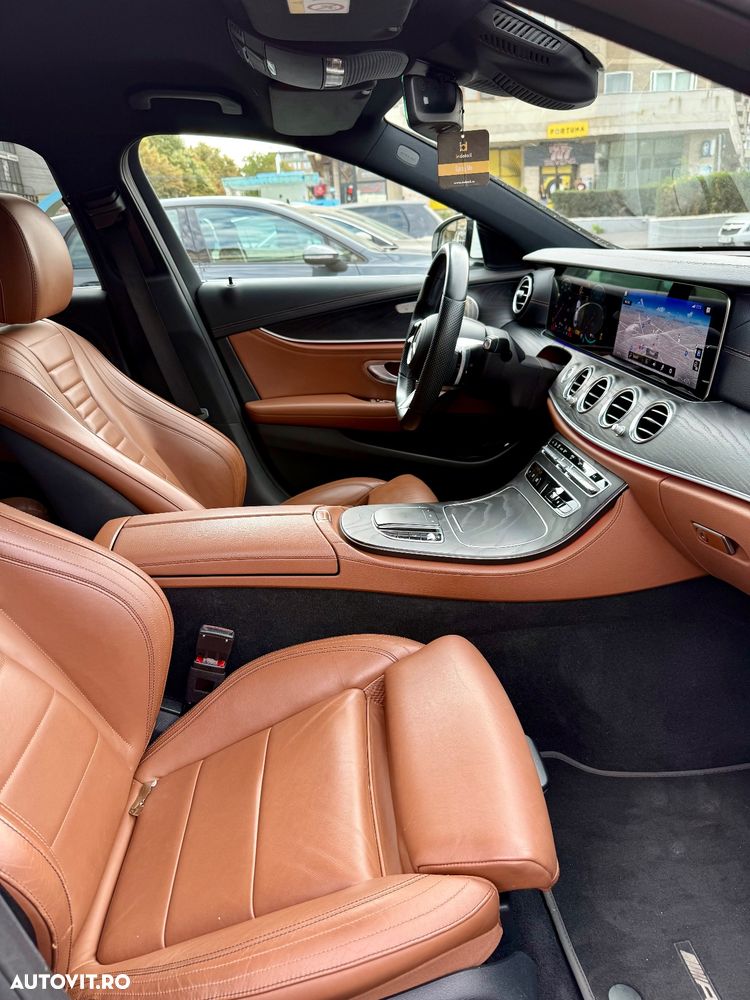 Mercedes-Benz E - 16