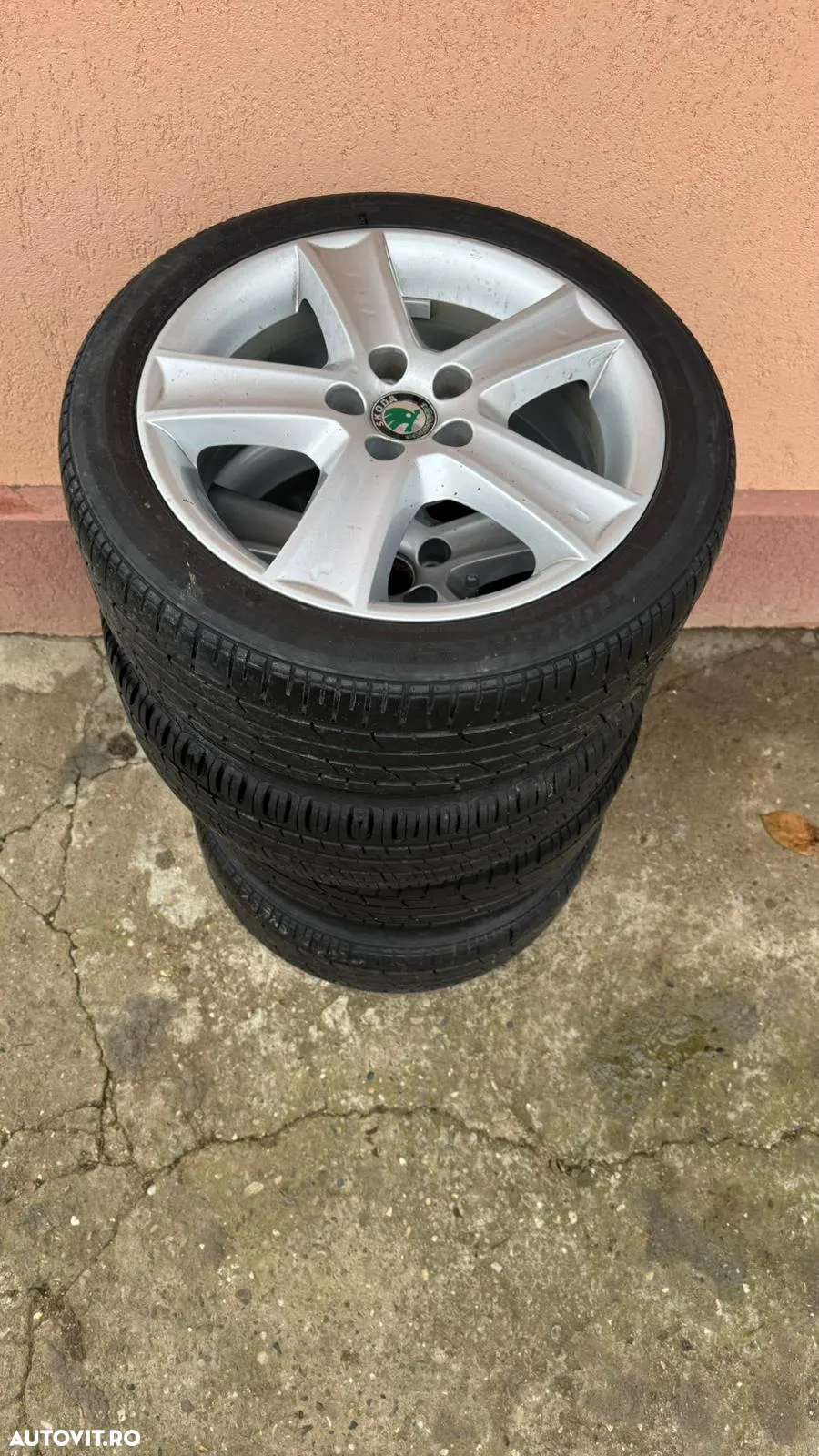 Skoda Roomster 1.6 TDI DPF Style PLUS EDITION - 4