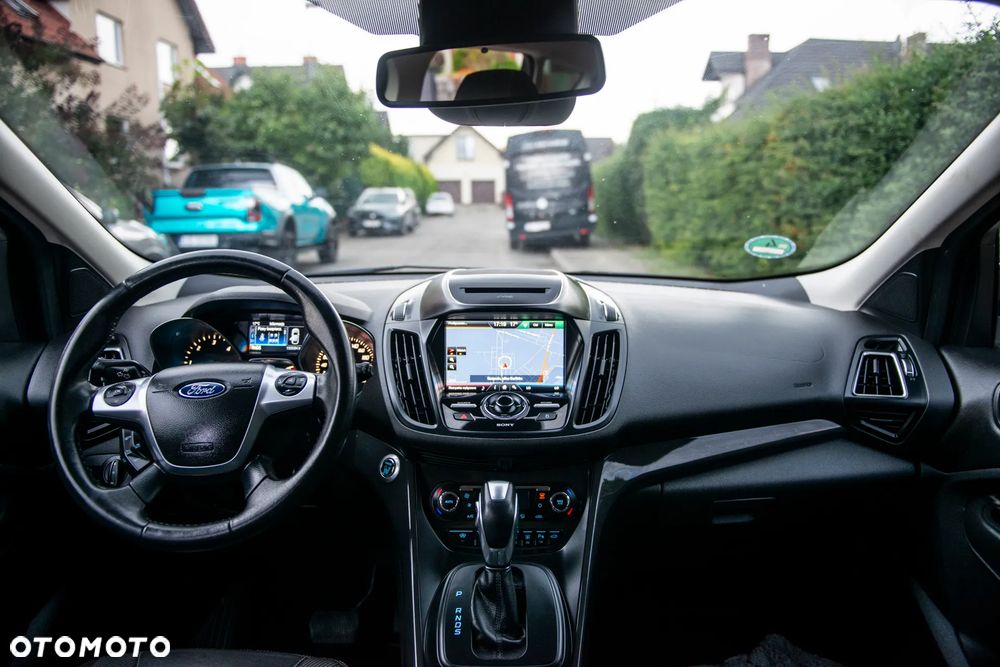 Ford Kuga 2.0 TDCi 4x4 Titanium - 33
