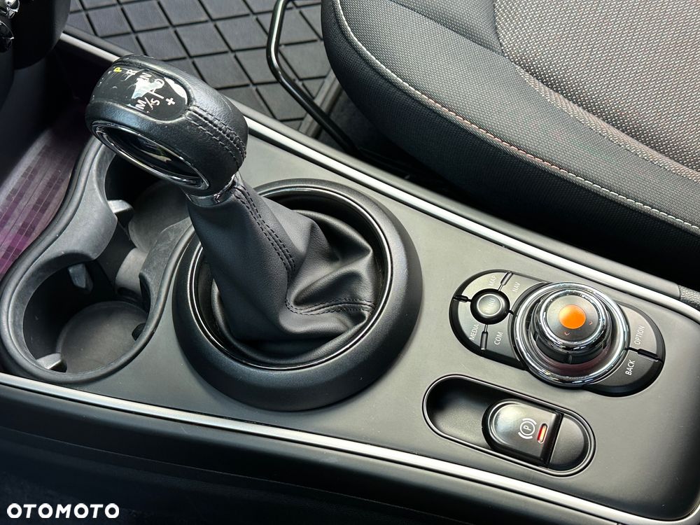 MINI Countryman Cooper S E All4 - 23