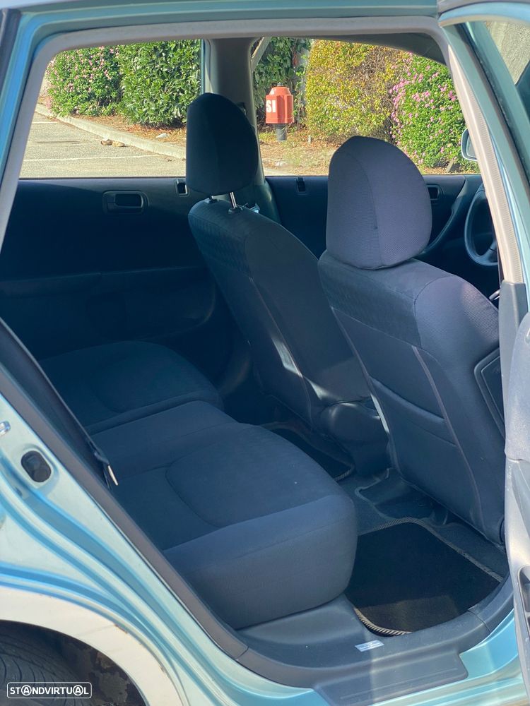 Honda Civic 1.4 LS - 12
