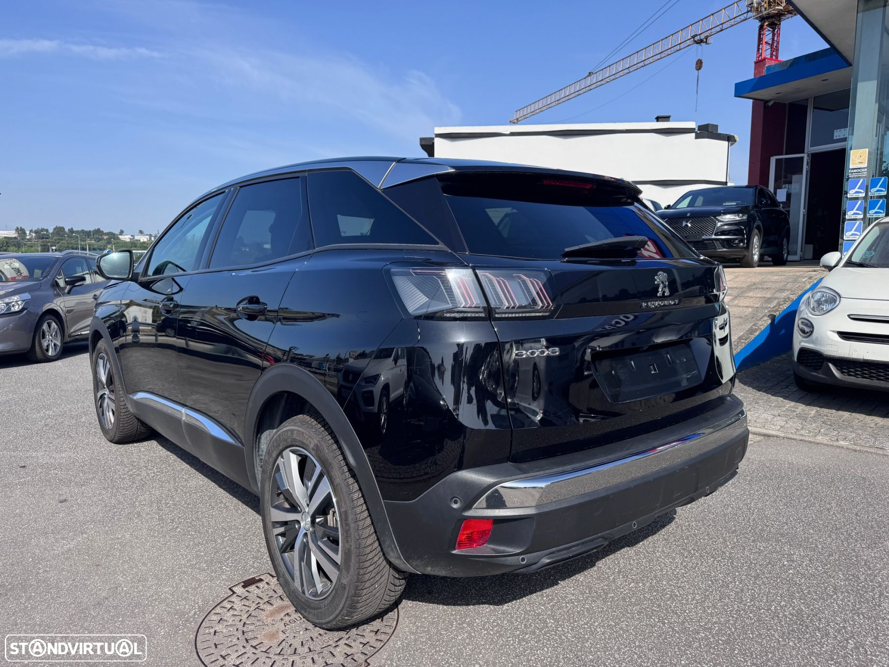 Peugeot 3008 1.2 PureTech Allure Pack EAT8 - 8