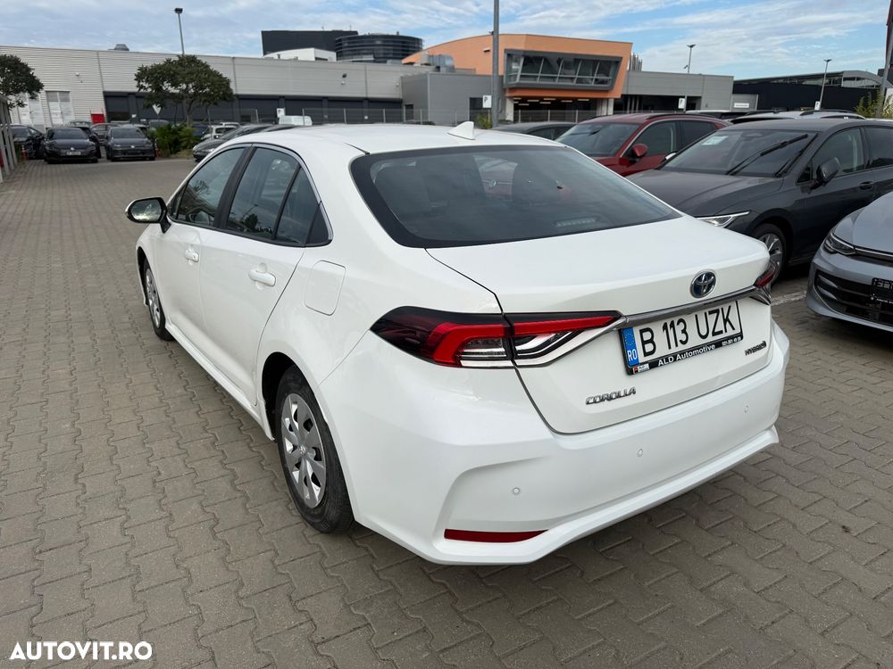Toyota Corolla 1.8 HSD Business - 14