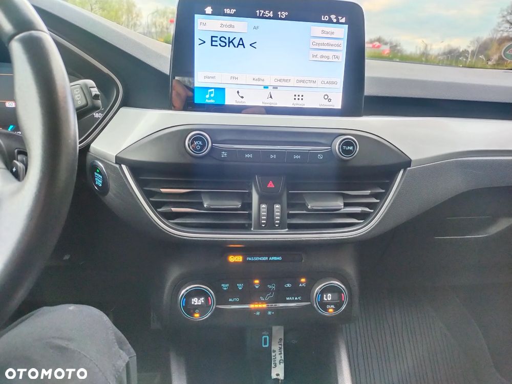 Ford Focus 1.5 EcoBlue STart-Stopp-System TREND - 9