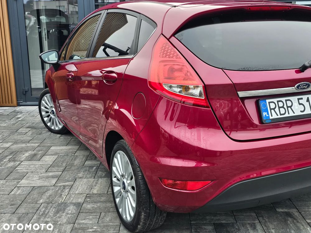 Ford Fiesta 1.25 Titanium - 24