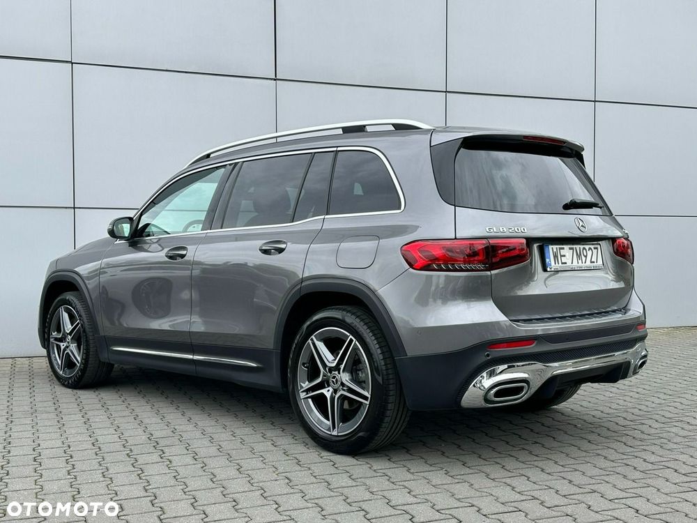 Mercedes-Benz GLB 200 4-Matic AMG Line 8G-DCT - 11