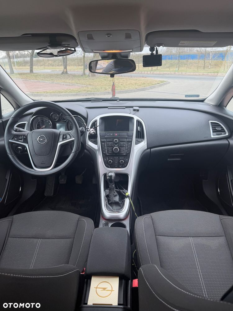 Opel Astra 1.6 T Sport - 10