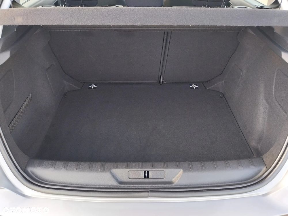 Peugeot 308 1.2 PureTech GPF Active Pack Business S&S EAT8 - 40