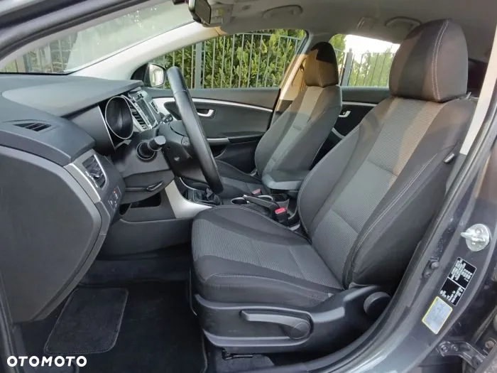 Hyundai i30 1.6 CRDi BlueDrive Premium - 5