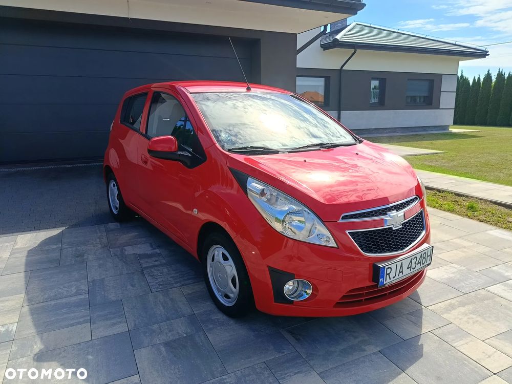 Chevrolet Spark 1.0 + - 3