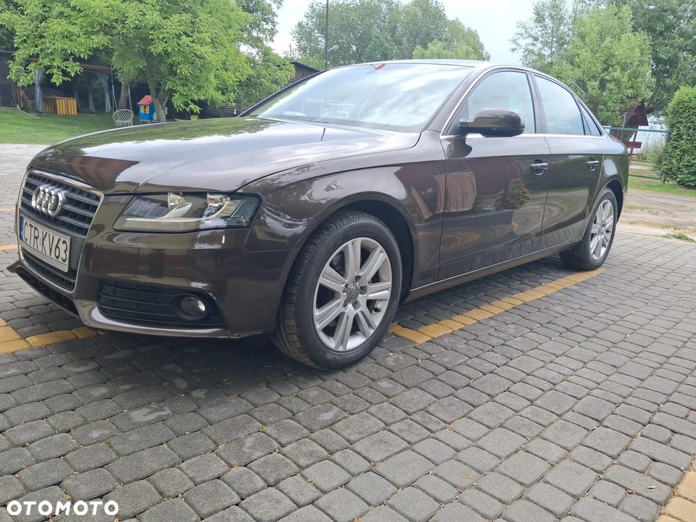 Audi A4 Limousine - 3