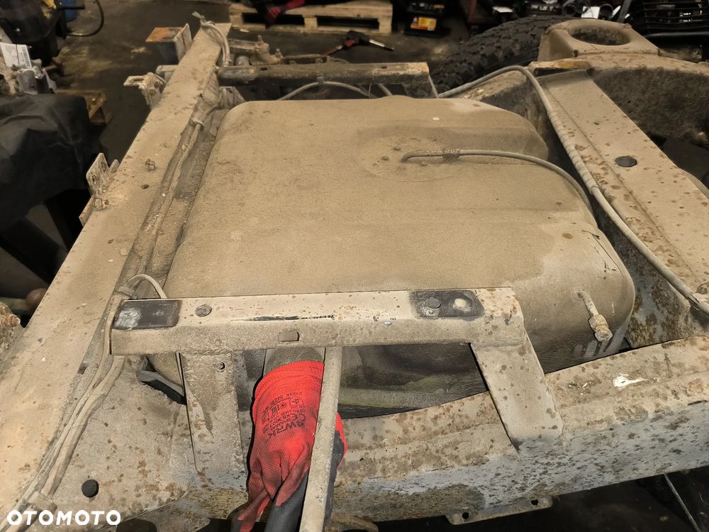 Zbiornik paliwa bak diesel Land Rover Defender 110 Pickup - 4