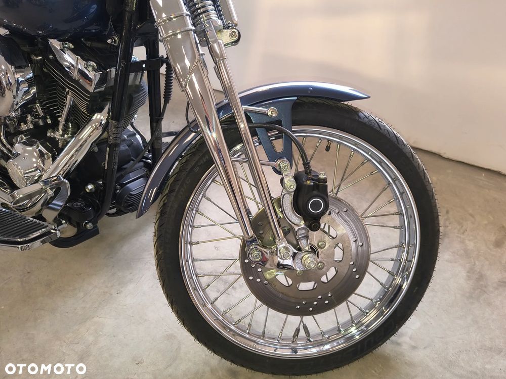 Harley-Davidson Softail Springer Classic - 13