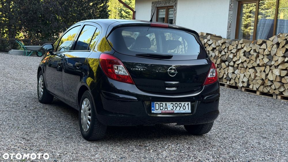 Opel Corsa 1.4 16V Active - 32